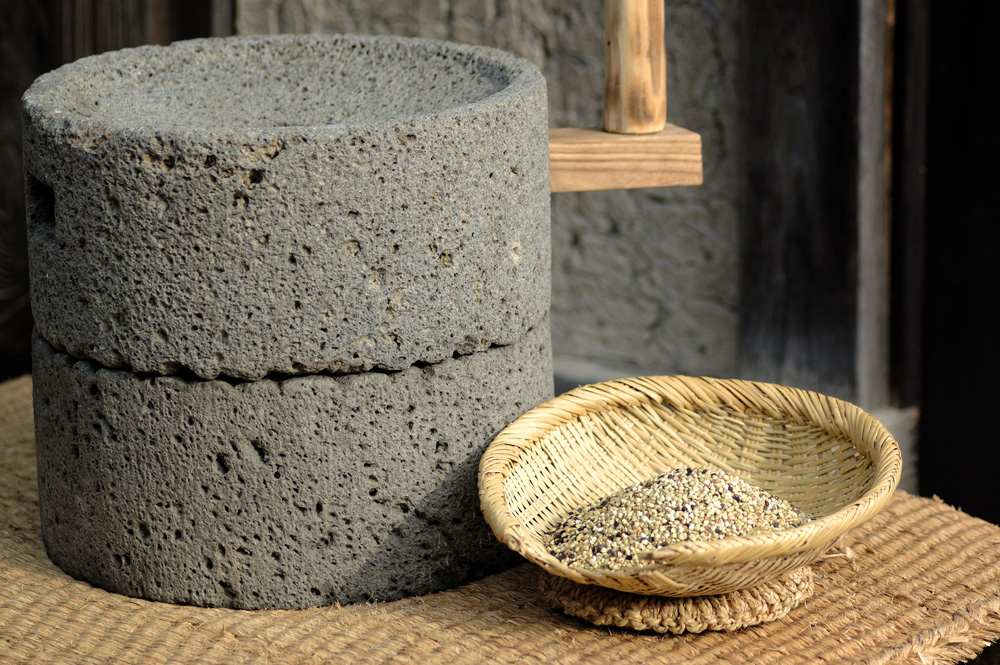 石臼挽きそば粉はなぜうまい？ | 北舘製麺 通信販売室ブログ